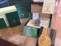 Verkaufe eine sehr hochwertig bearbeite Rolex submariner oyster perpetual ist brandneu und ist ein automatik     Mit saphirglas